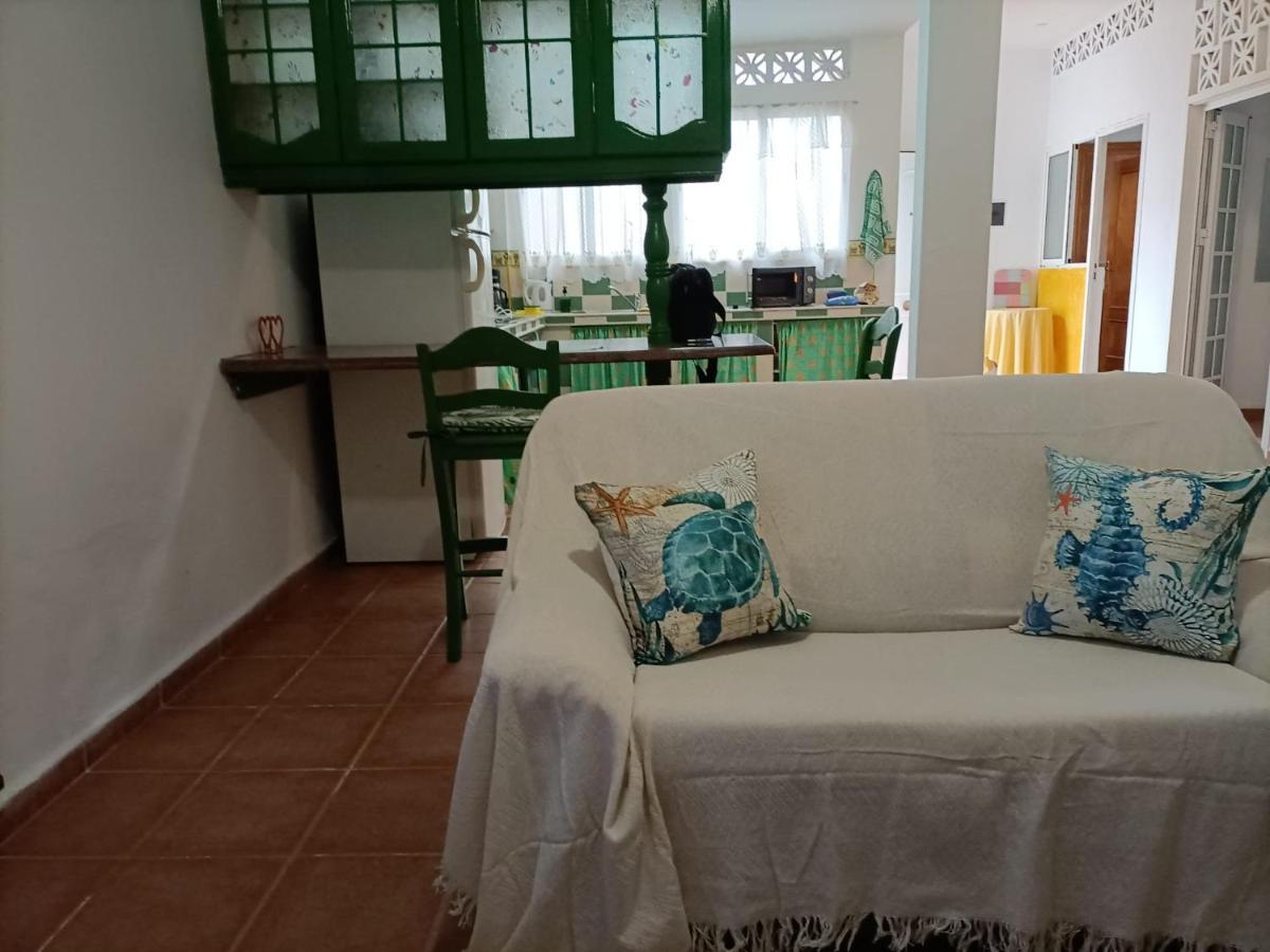 Habitacion Matrimonial En Un Bajo Bano Compartido Areas Compartidas Abades  ภายนอก รูปภาพ
